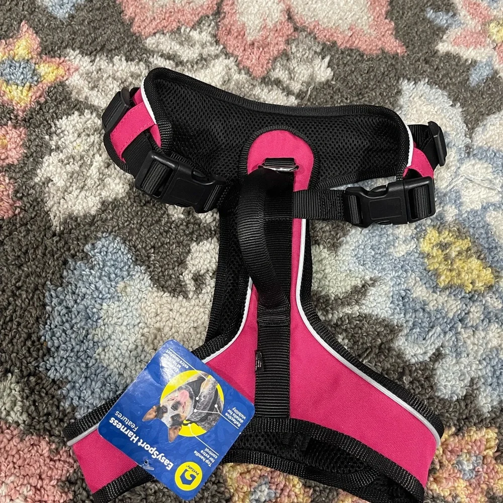 Petsafe Easysport Harness Size Medium New With Tags